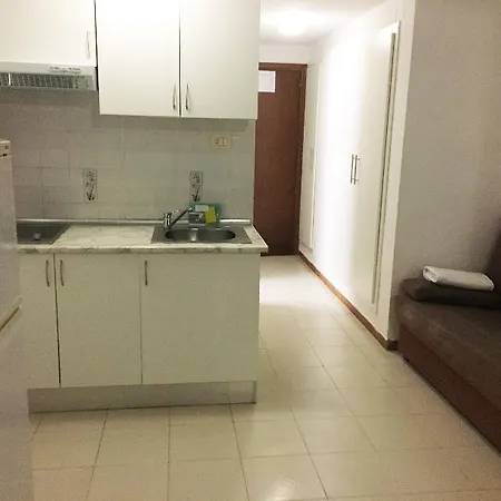 Hotel Bernat Pie De Playa 3000 Apts 3*